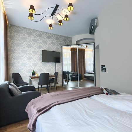 Aparthotel New Lux Wroclaw Exterior photo