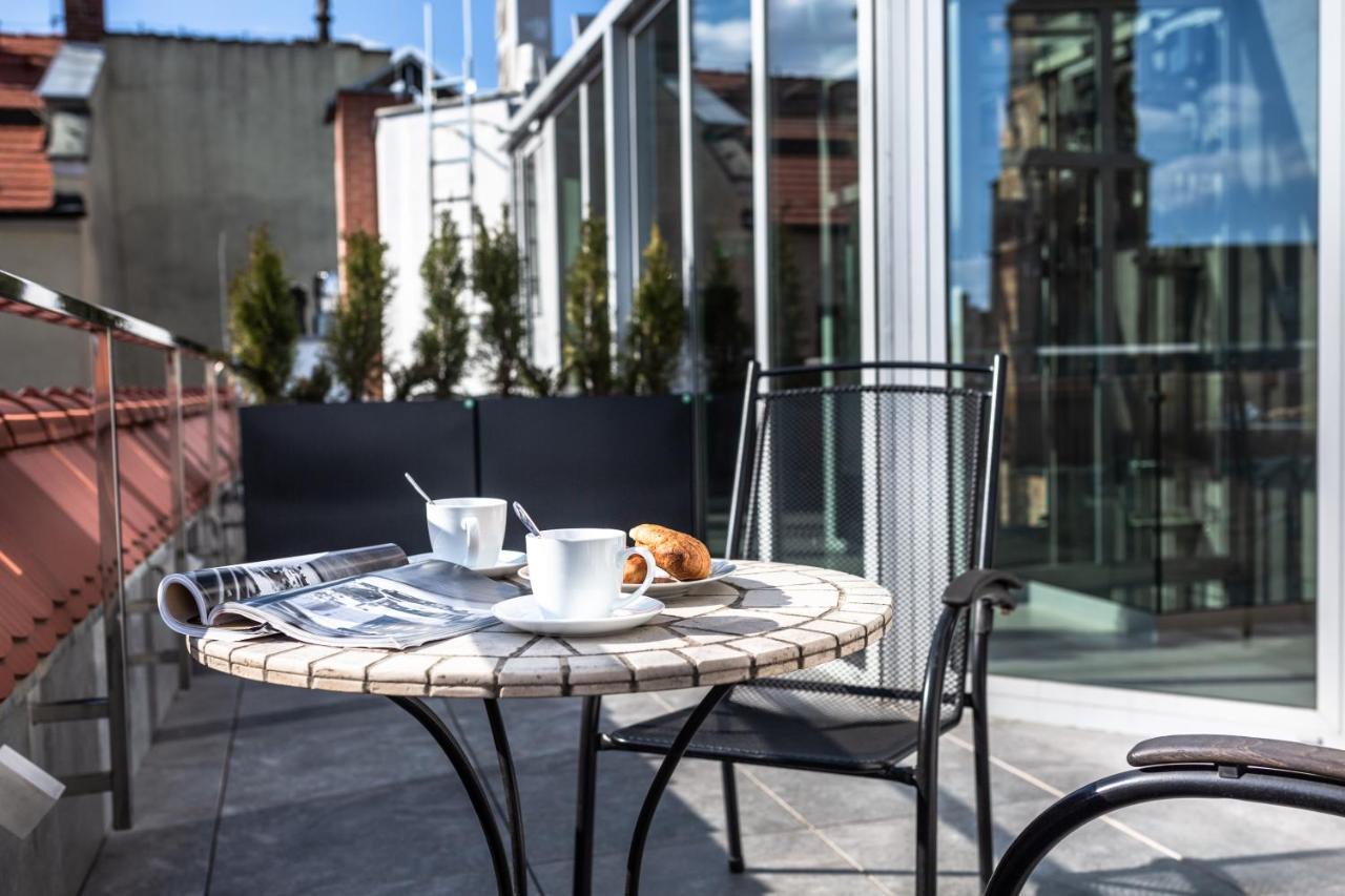 Aparthotel New Lux Wroclaw Exterior photo