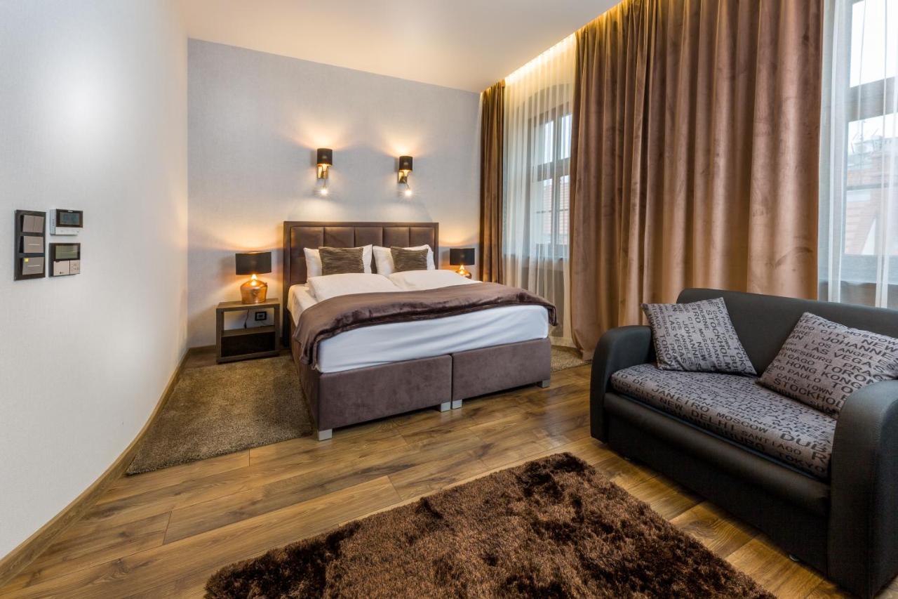 Aparthotel New Lux Wroclaw Exterior photo