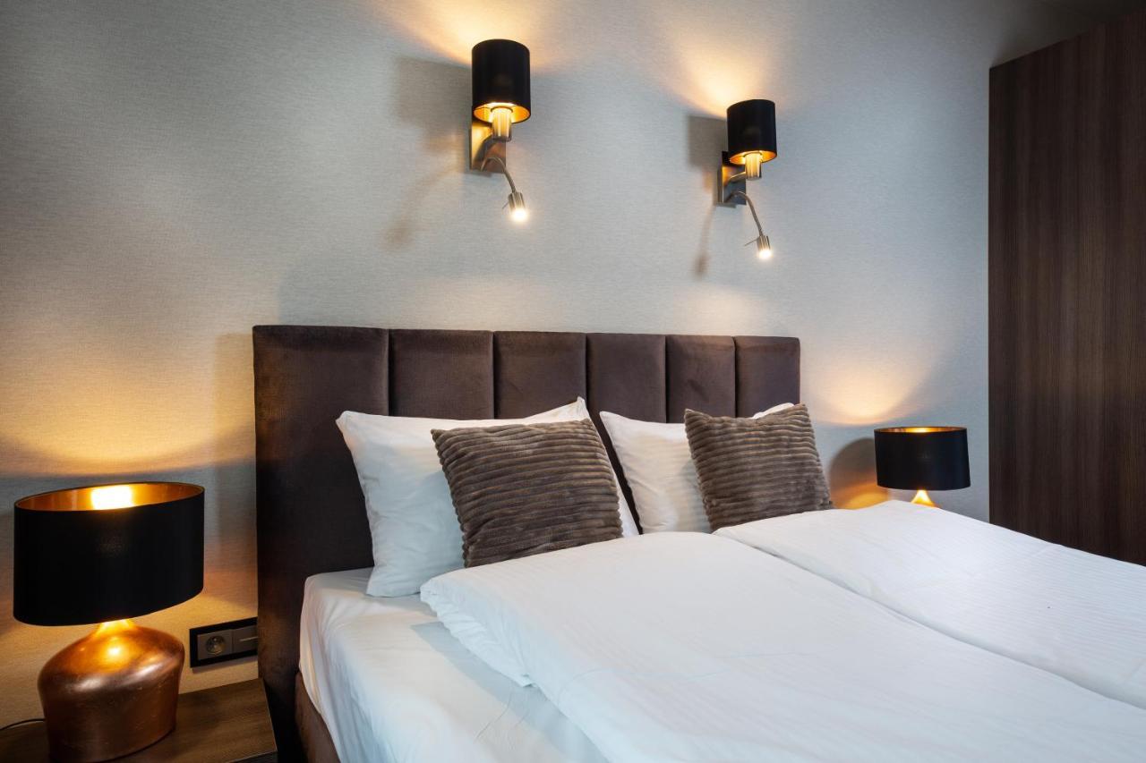Aparthotel New Lux Wroclaw Exterior photo